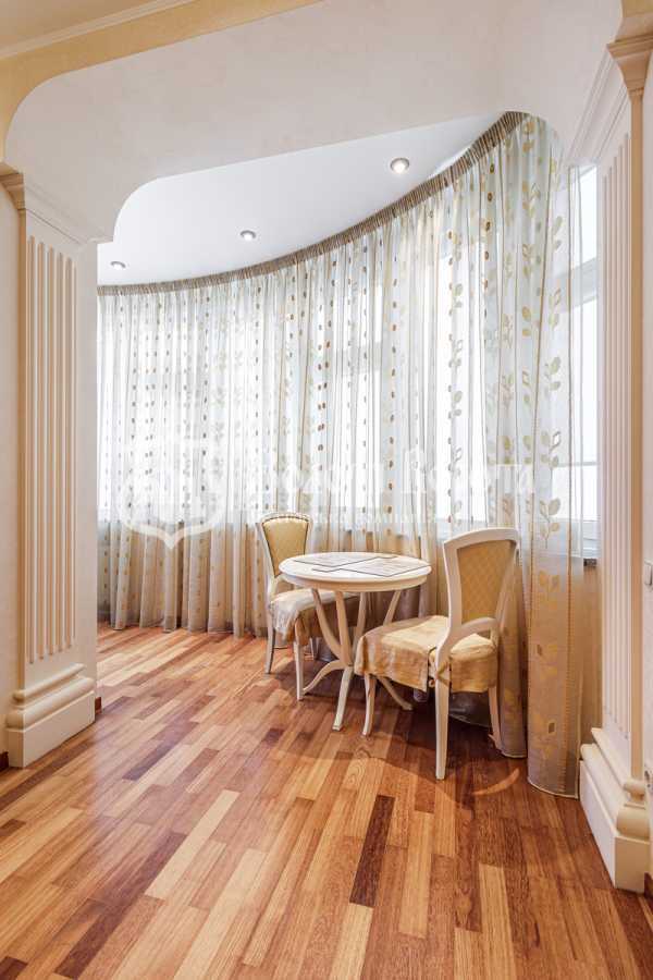 Продажа 4-комнатной квартиры 210 м², Старонаводницкая ул., 13