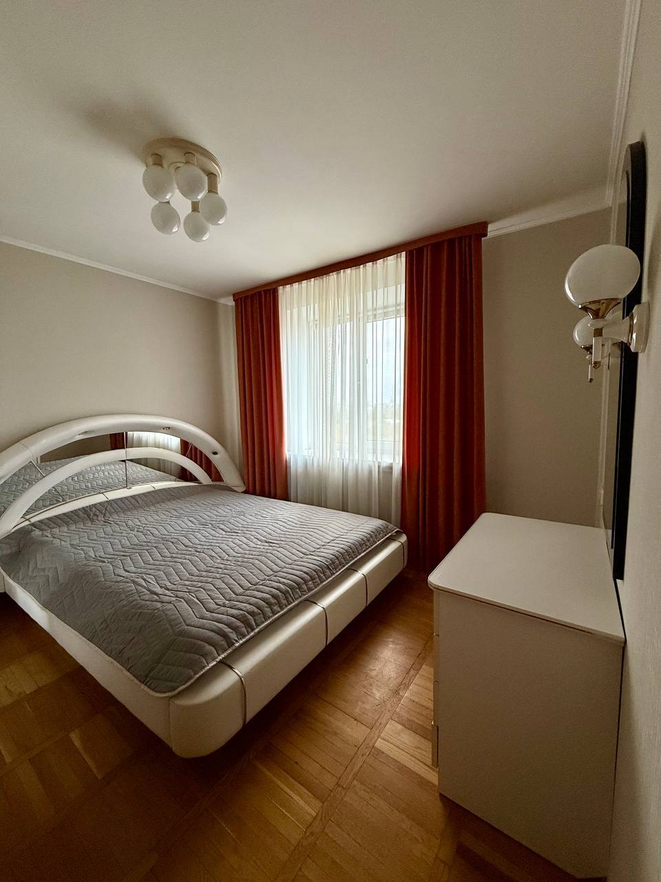 Аренда 3-комнатной квартиры 70 м², Тополь 1 ул.