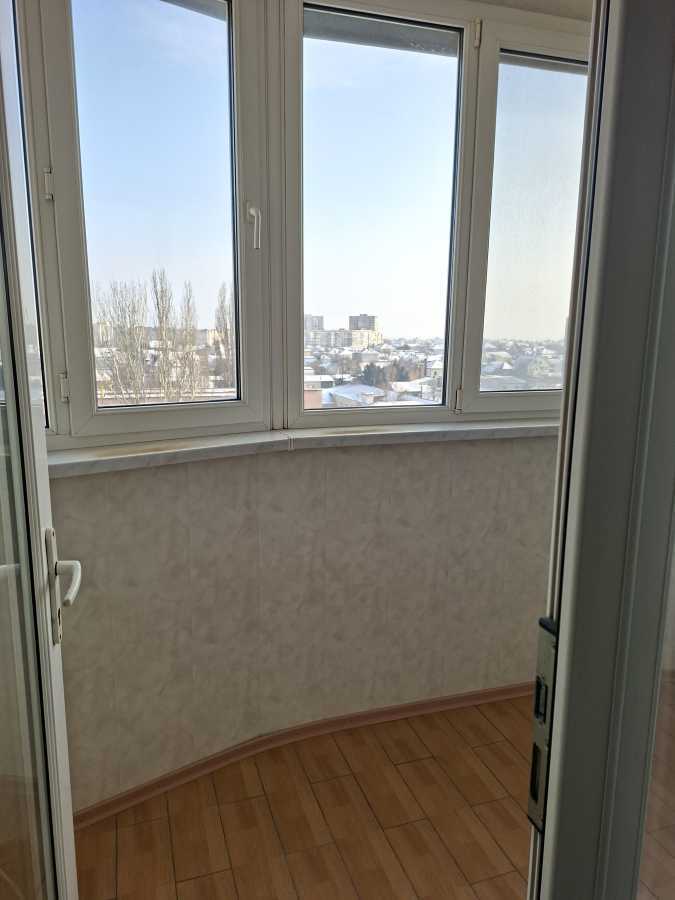 Продажа 3-комнатной квартиры 71 м², Князя Володимира Великого, 70