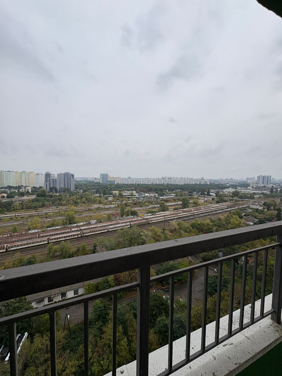 Продаж 3-кімнатної квартири 81 м², Каховська вул., 62А