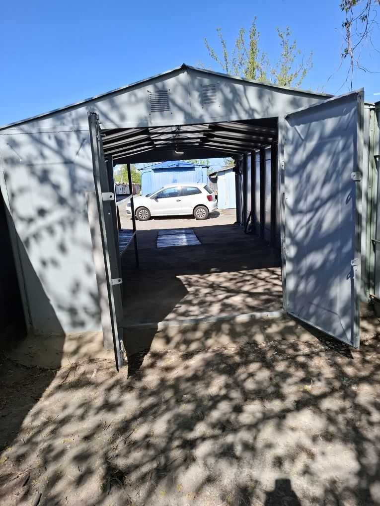 Оренда гаражів 56 м², Урлівська вул.