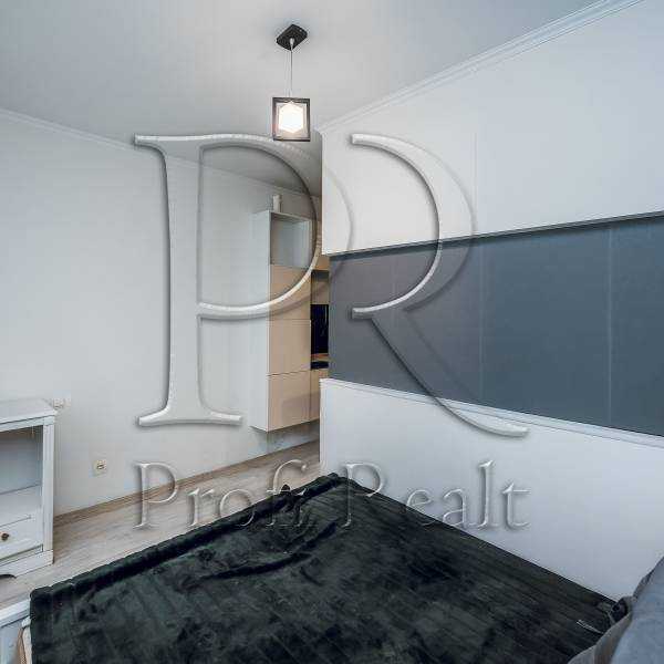 Продажа 1-комнатной квартиры 53 м², Алишера Навои просп., 69