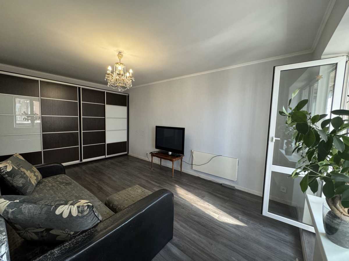 Оренда 2-кімнатної квартири 50 м², Княжий Затон вул., 12