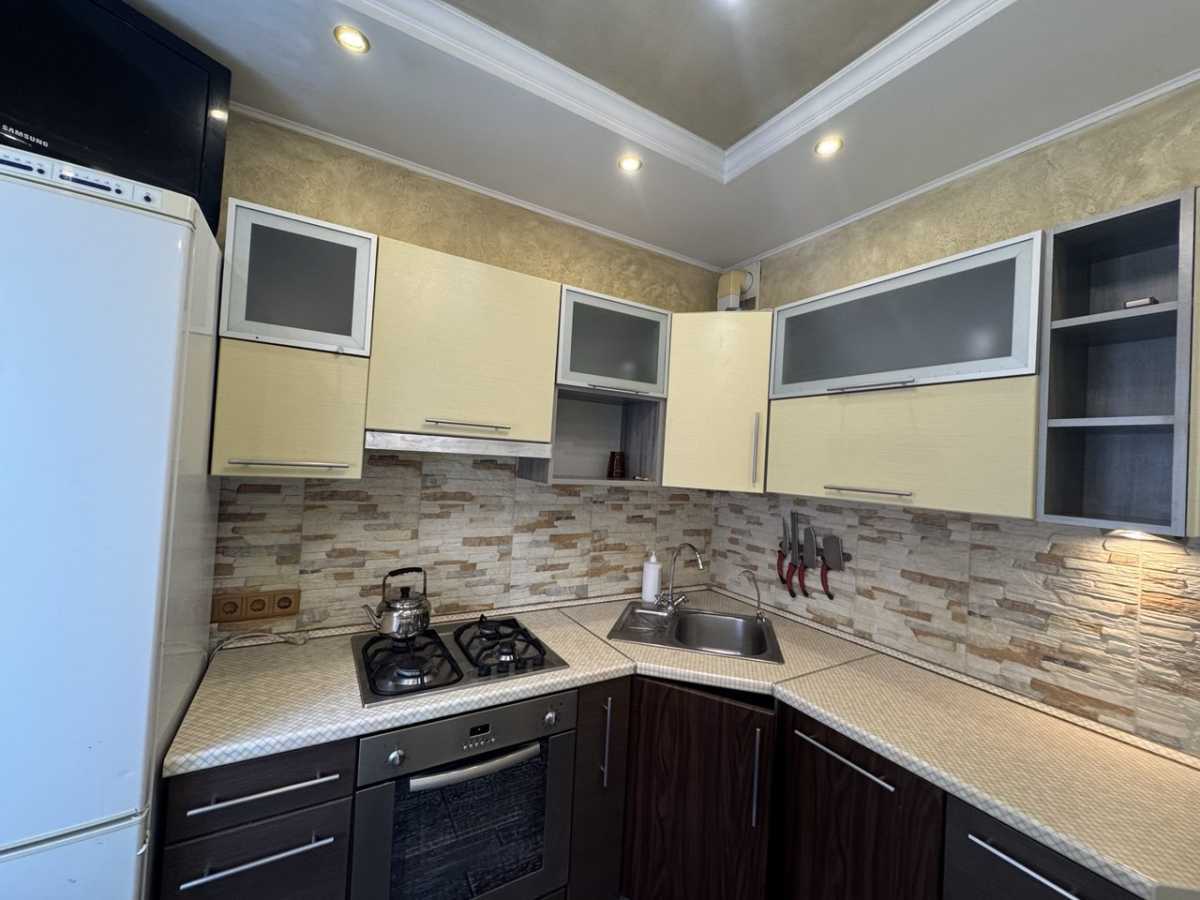 Оренда 2-кімнатної квартири 50 м², Княжий Затон вул., 12