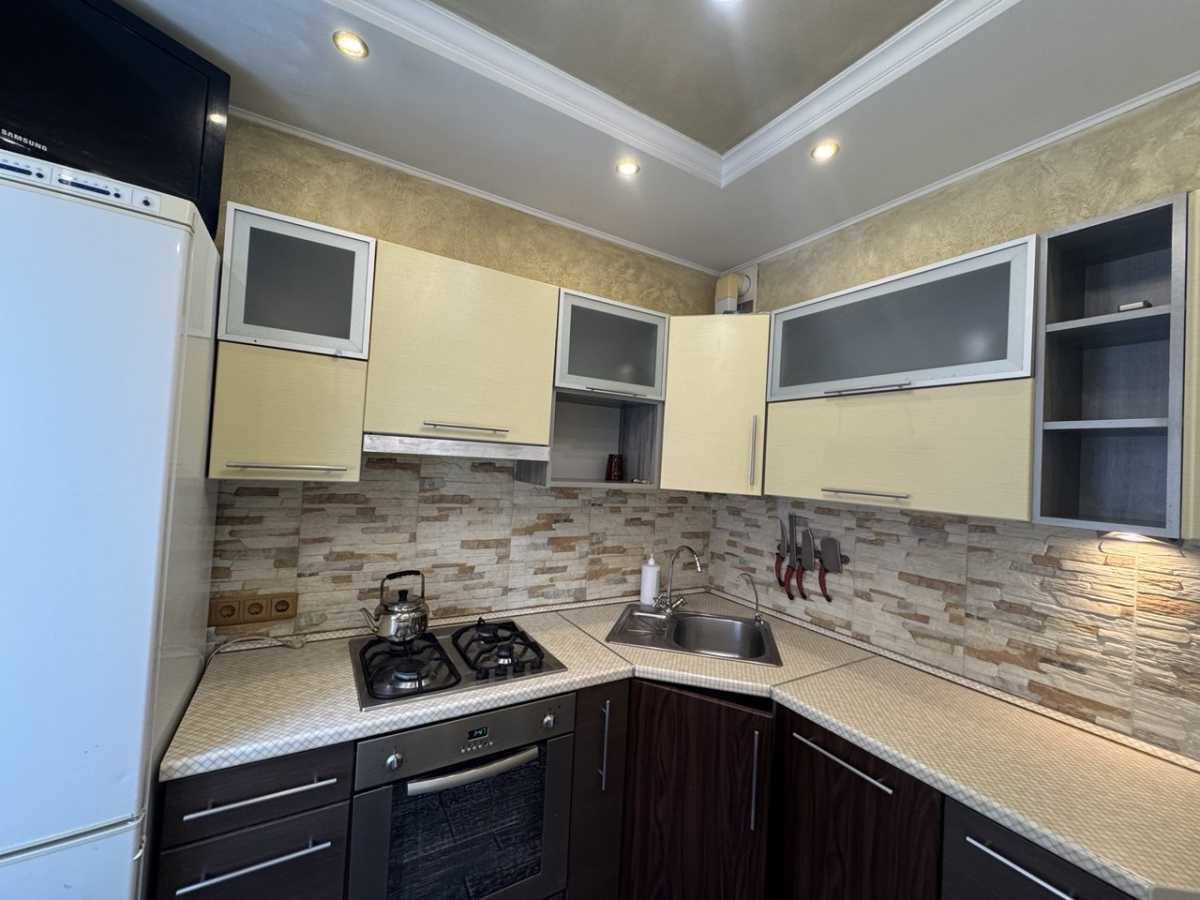 Оренда 2-кімнатної квартири 50 м², Княжий Затон вул., 12