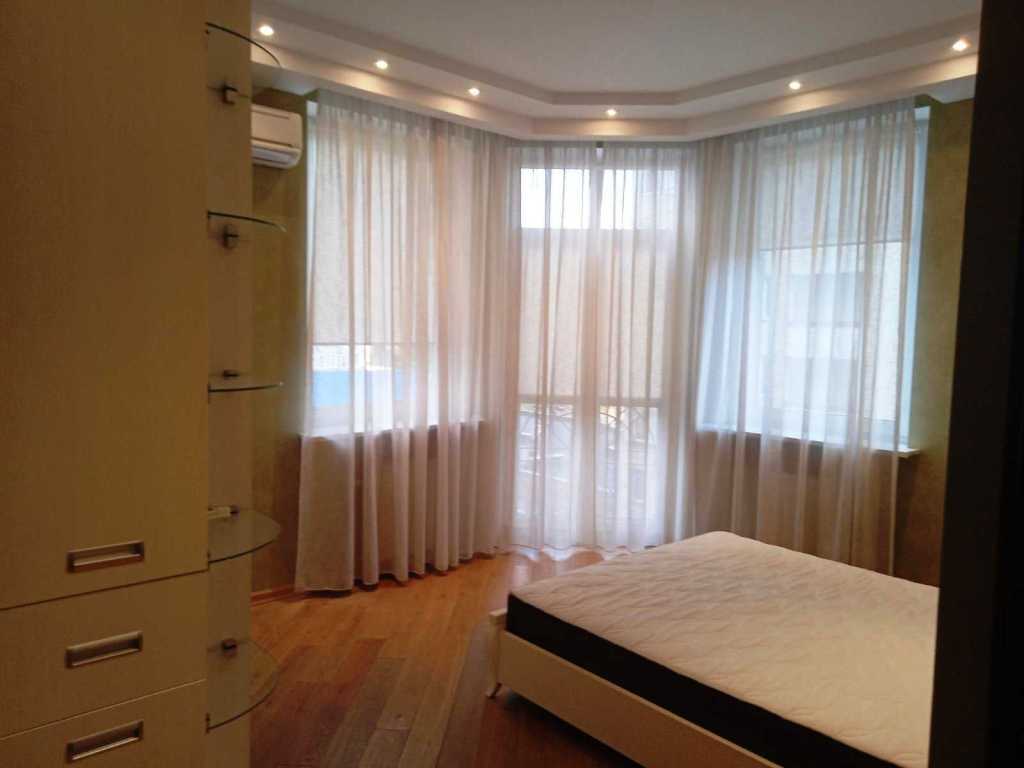Продаж 2-кімнатної квартири 81.5 м², Кудряшова вул., 20Г