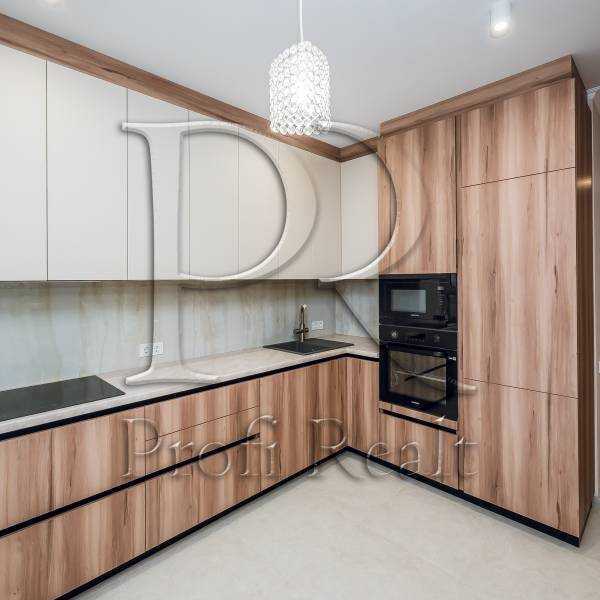 Продажа 2-комнатной квартиры 68 м², Краковская ул., 27