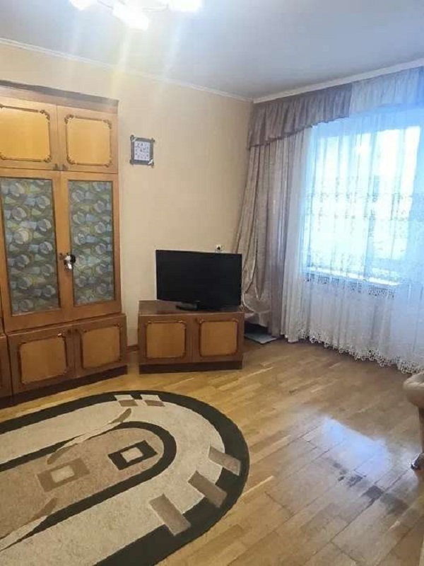 Продаж 2-кімнатної квартири 45 м², Пантелеймона Куліша вул., 3