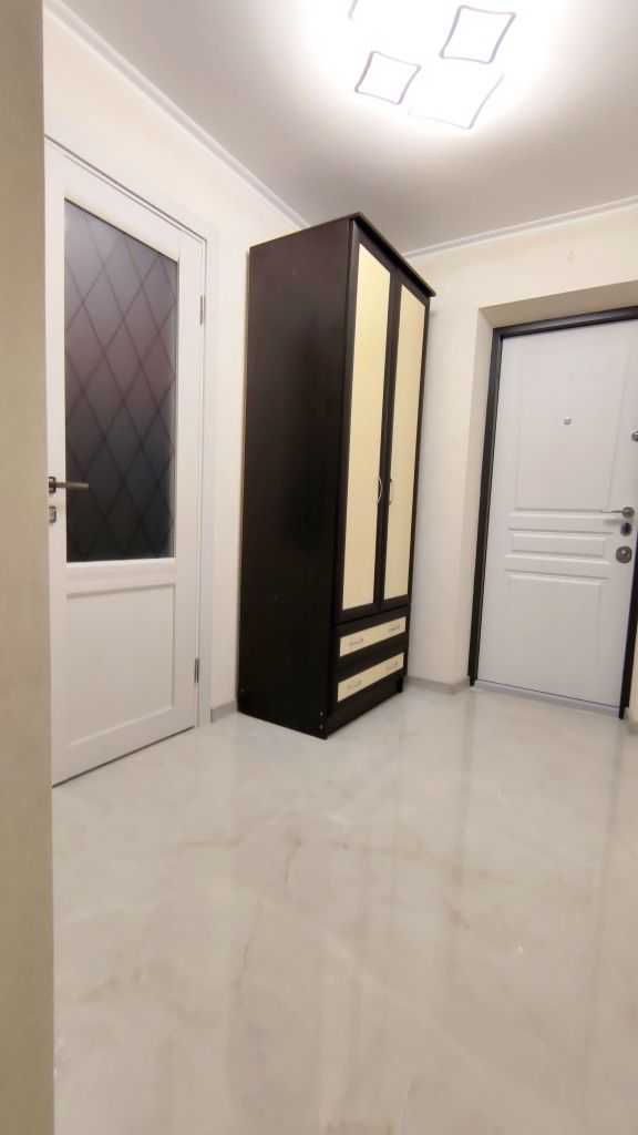 Аренда 1-комнатной квартиры 42 м², Александра Поля просп.