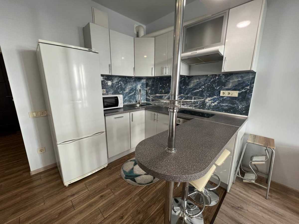 Оренда 1-кімнатної квартири 30 м², Зарічна вул., 3А