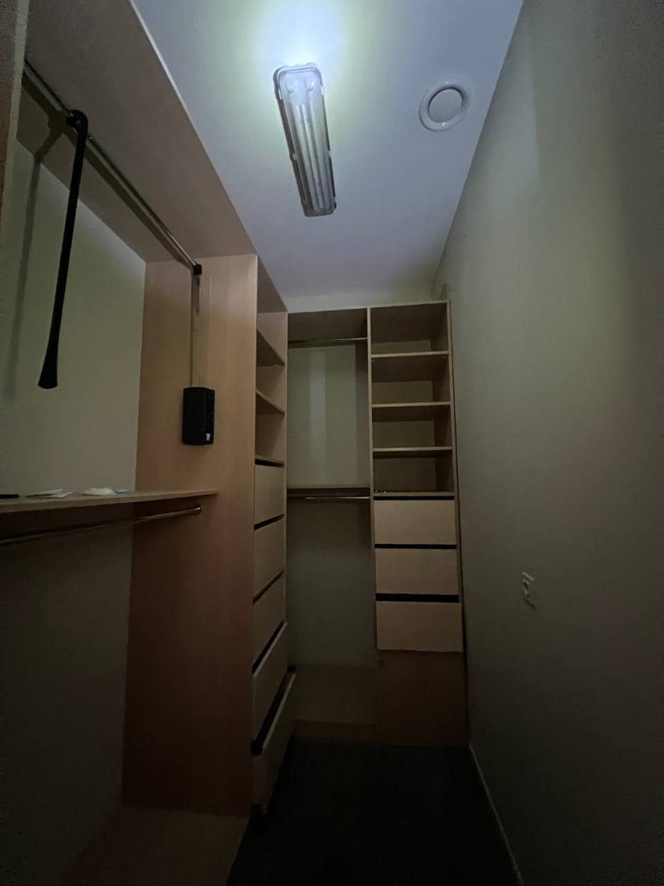 Аренда 3-комнатной квартиры 200 м², Лидерсовский бул., 5