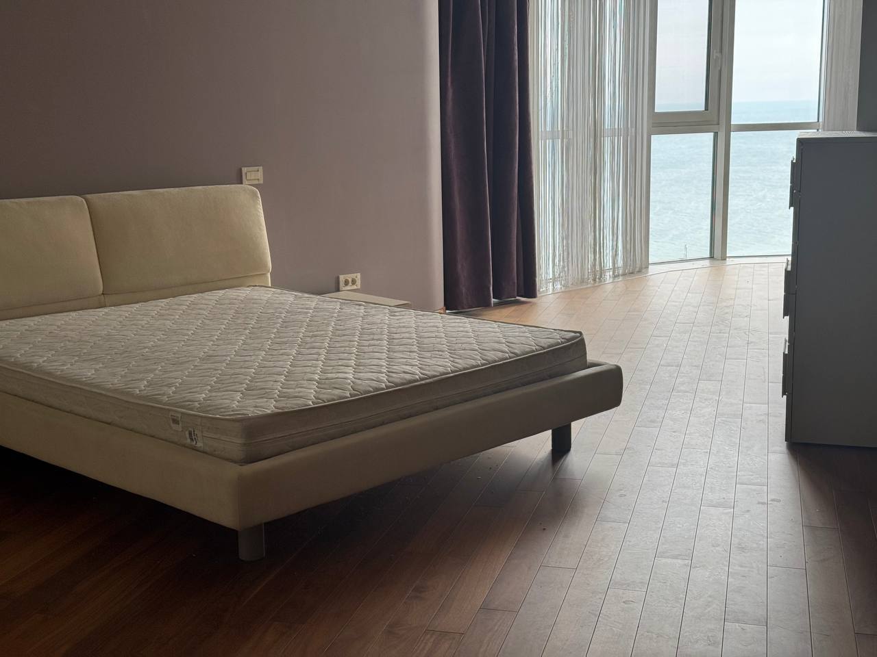 Аренда 3-комнатной квартиры 200 м², Лидерсовский бул., 5