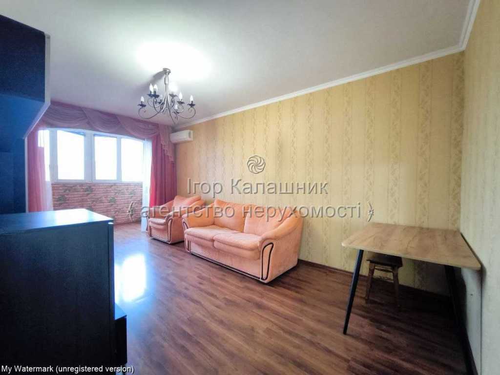 Продаж 3-кімнатної квартири 72.1 м², Юрія Литвинського вул., 42/15