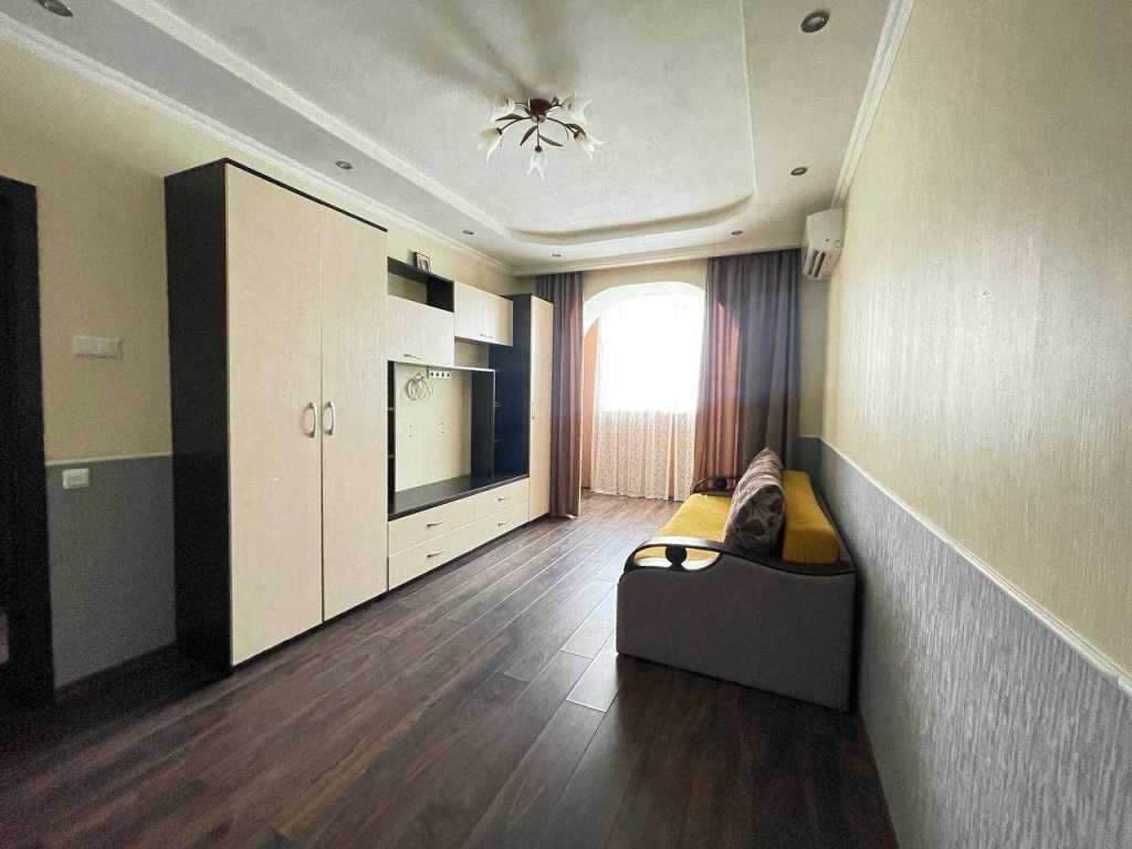 Продаж 1-кімнатної квартири 37.2 м², Зоряна вул., 27