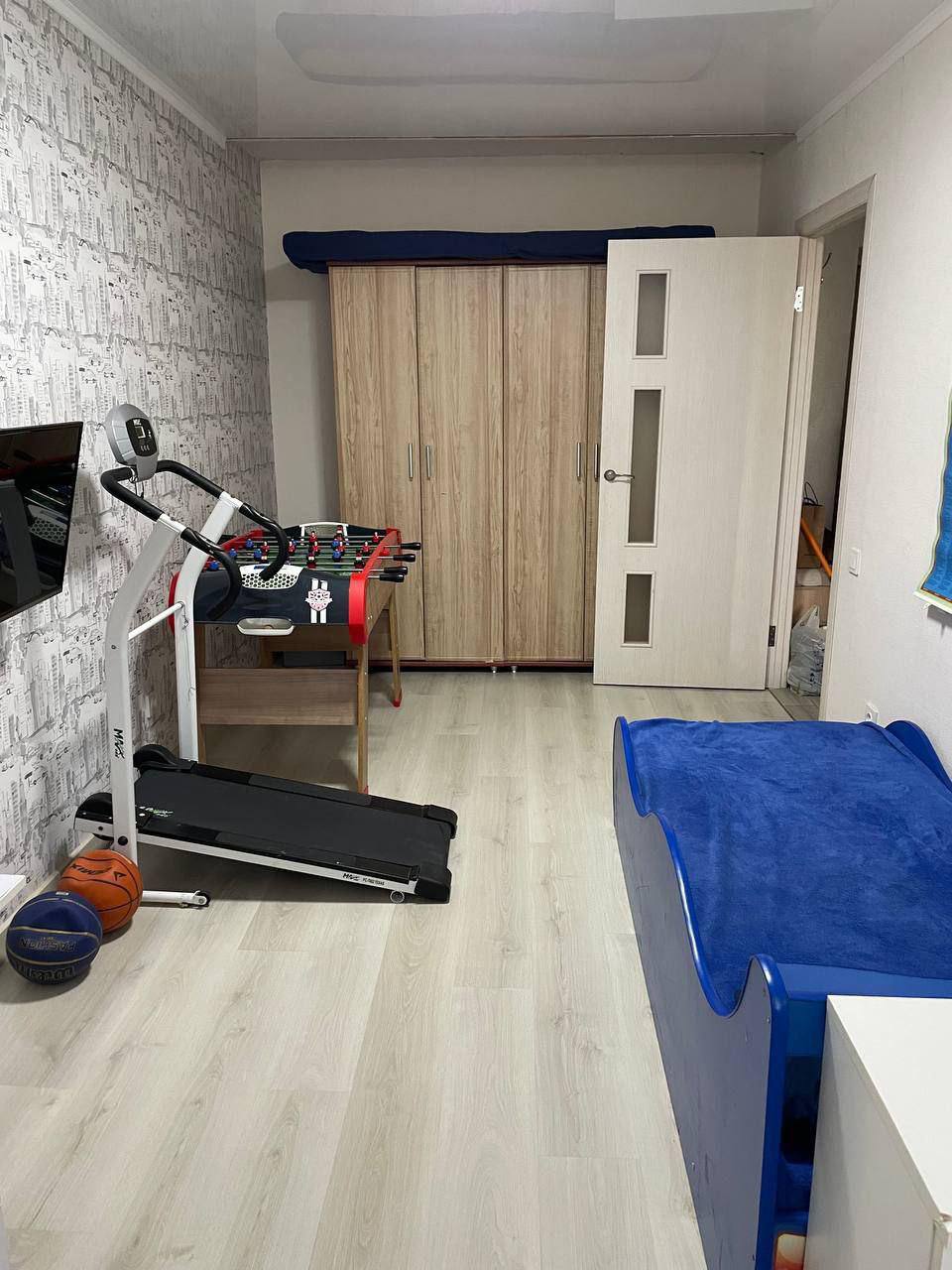 Продаж 2-кімнатної квартири 45.5 м², Петрова Генерала вул., 34