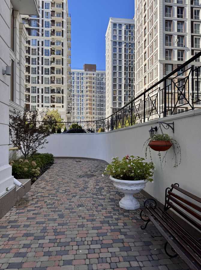 Аренда 1-комнатной квартиры 37 м², Михаила Максимовича ул., 24Б