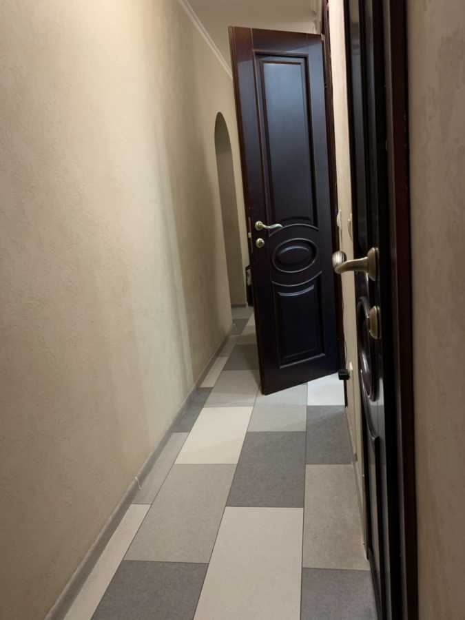 Оренда 3-кімнатної квартири 85 м², Грушевського вул., 27