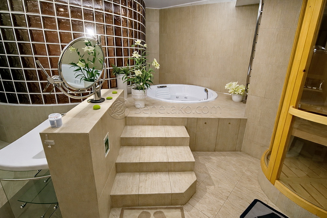 Продаж 4-кімнатної квартири 240 м², Шевченко просп., 33