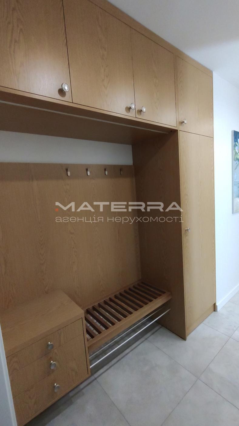 Продаж 1-кімнатної квартири 51.3 м², Солом'янська пл.