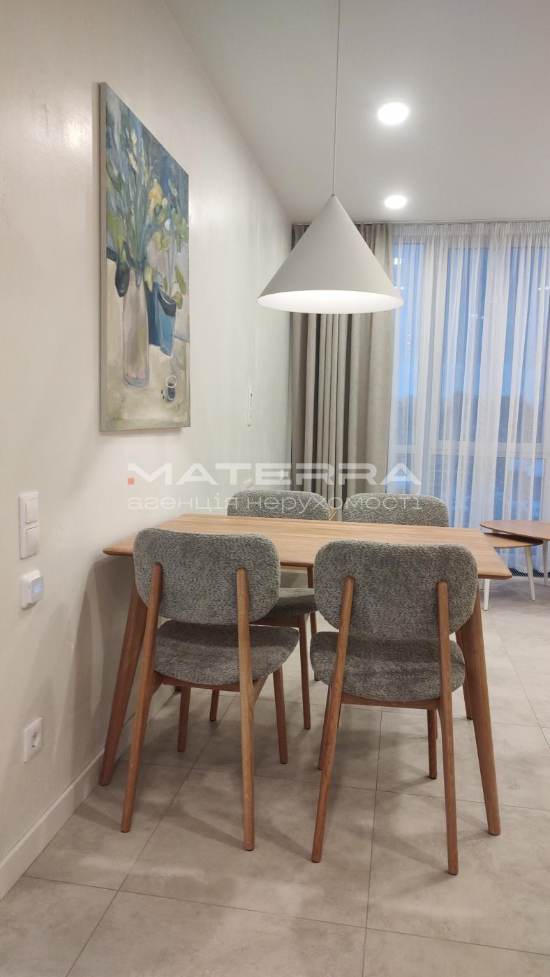 Продаж 1-кімнатної квартири 51.3 м², Солом'янська пл.