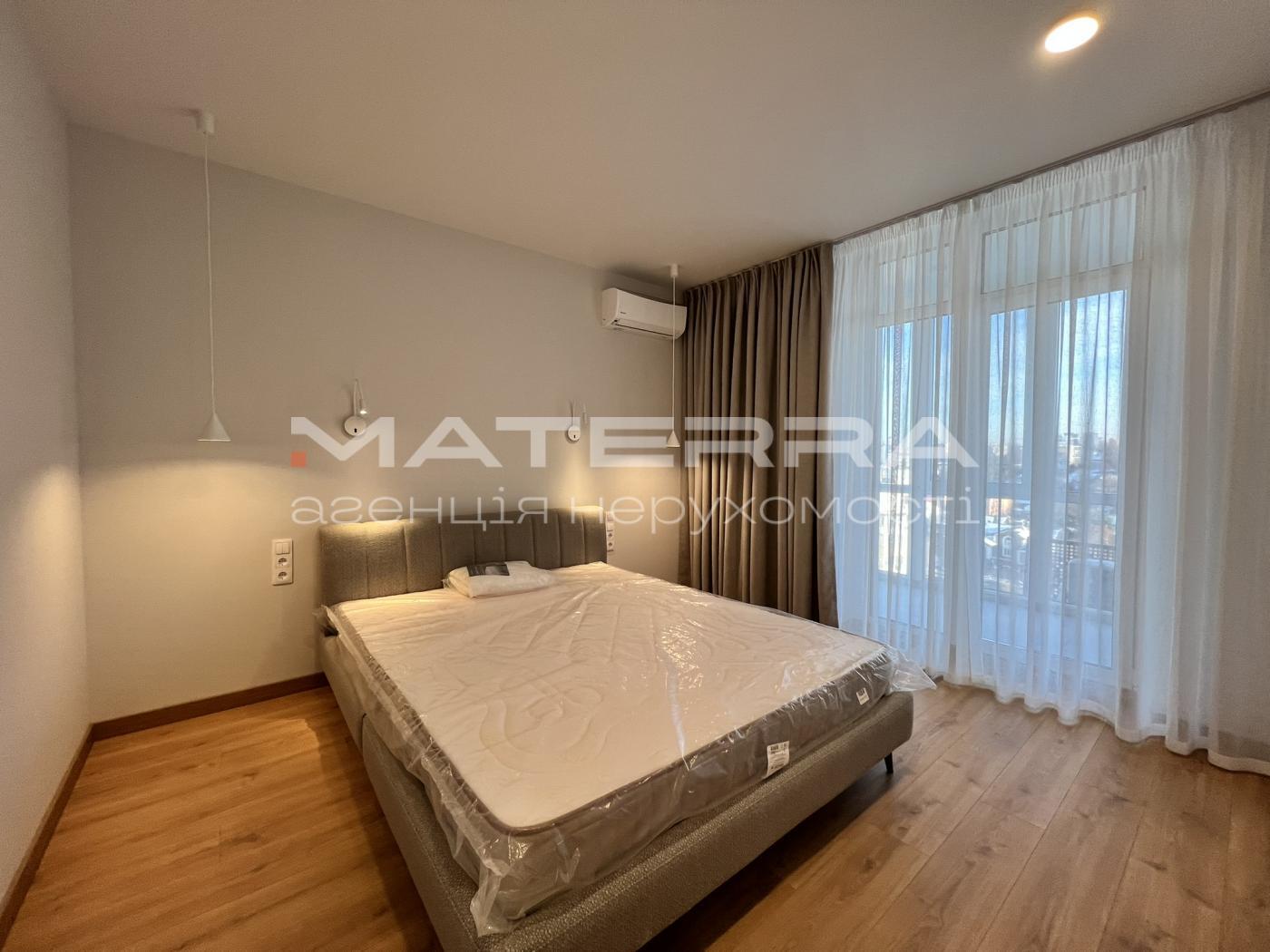 Продаж 1-кімнатної квартири 51.3 м², Солом'янська пл.