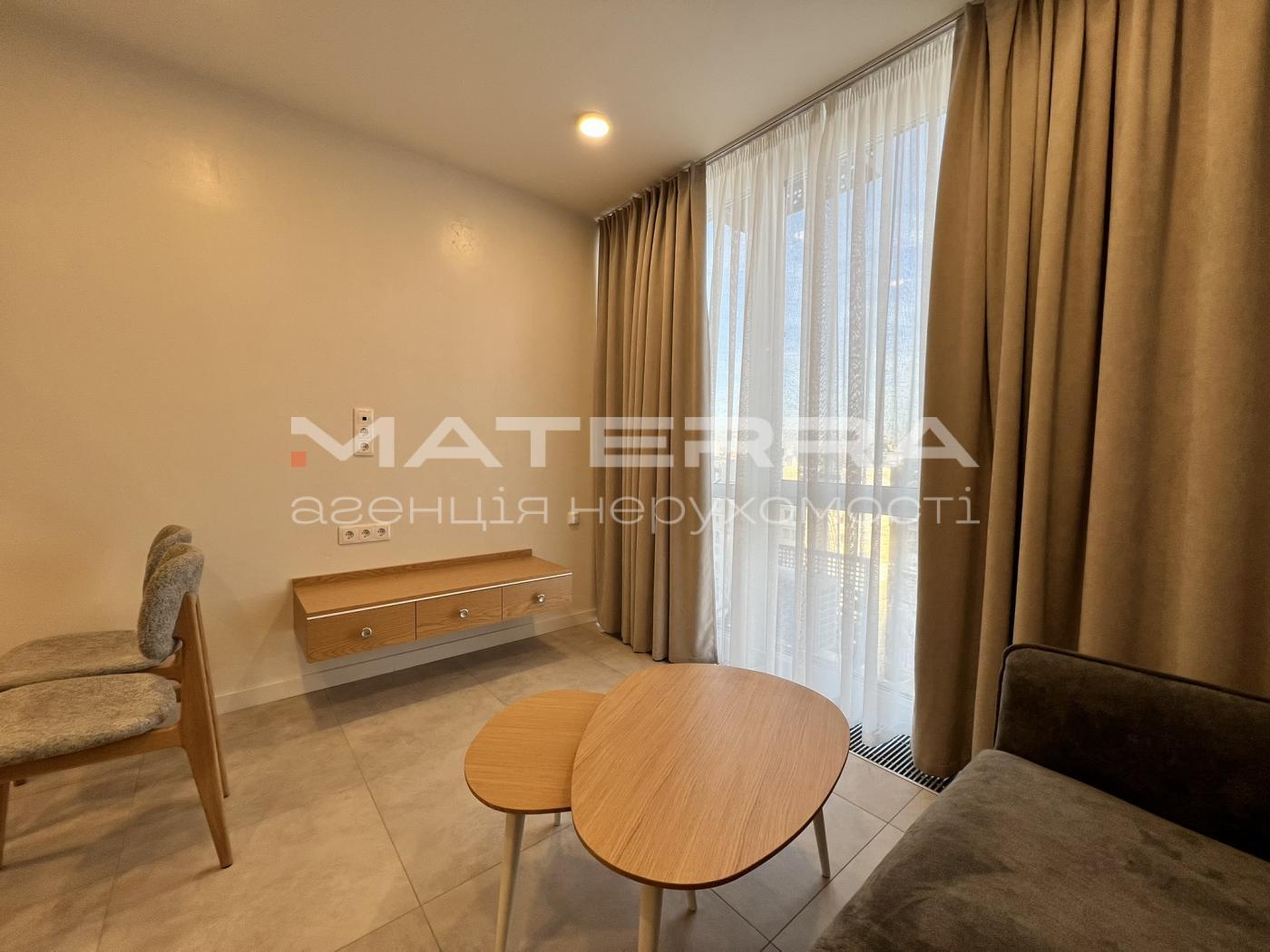 Продаж 1-кімнатної квартири 51.3 м², Солом'янська пл.