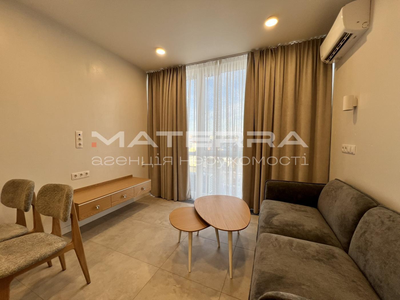 Продаж 1-кімнатної квартири 51.3 м², Солом'янська пл.