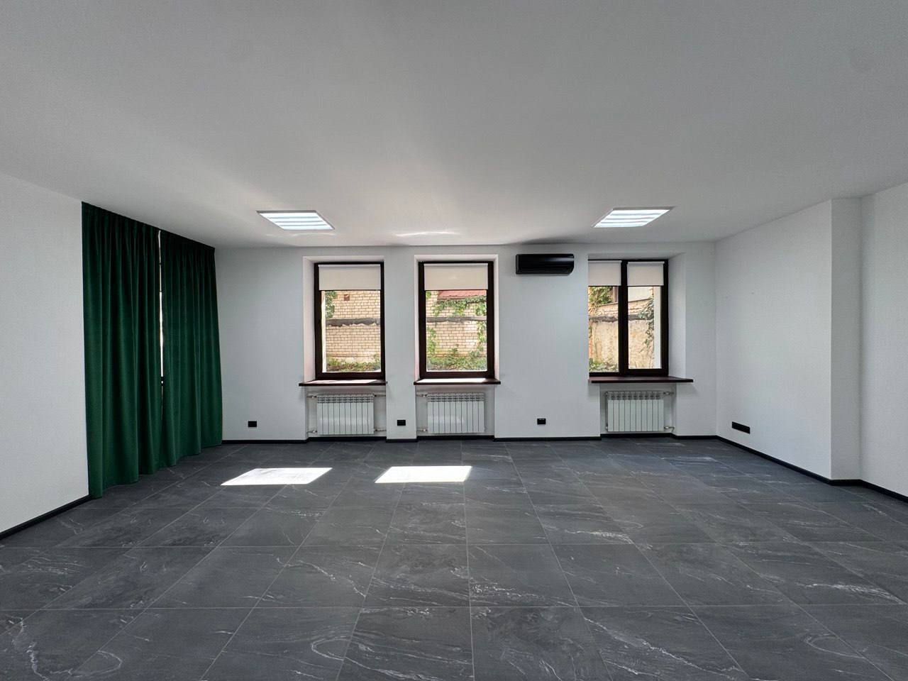 Аренда офиса 50 м², Сергея Ефремова ул.