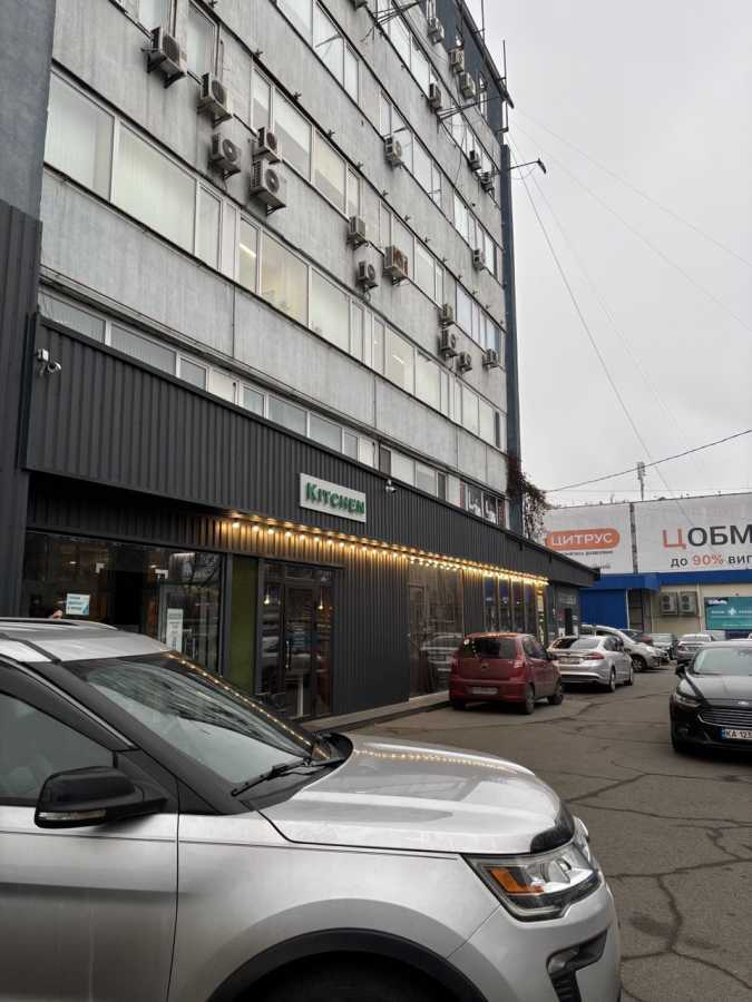 Оренда офісу 510 м², Степана Бандери просп., 8