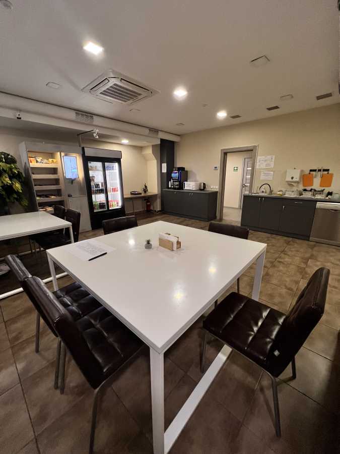 Оренда офісу 510 м², Степана Бандери просп., 8