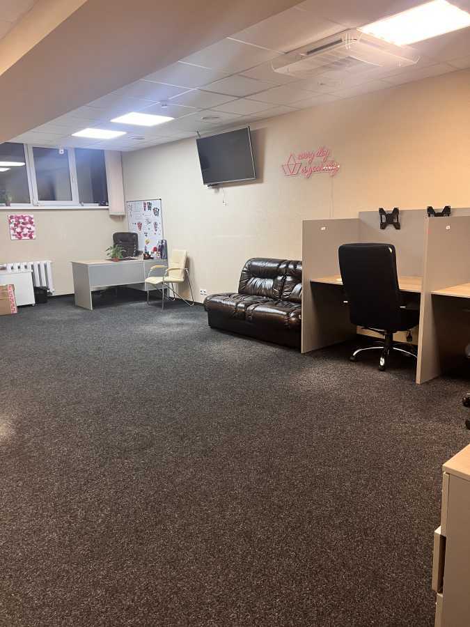 Оренда офісу 510 м², Степана Бандери просп., 8