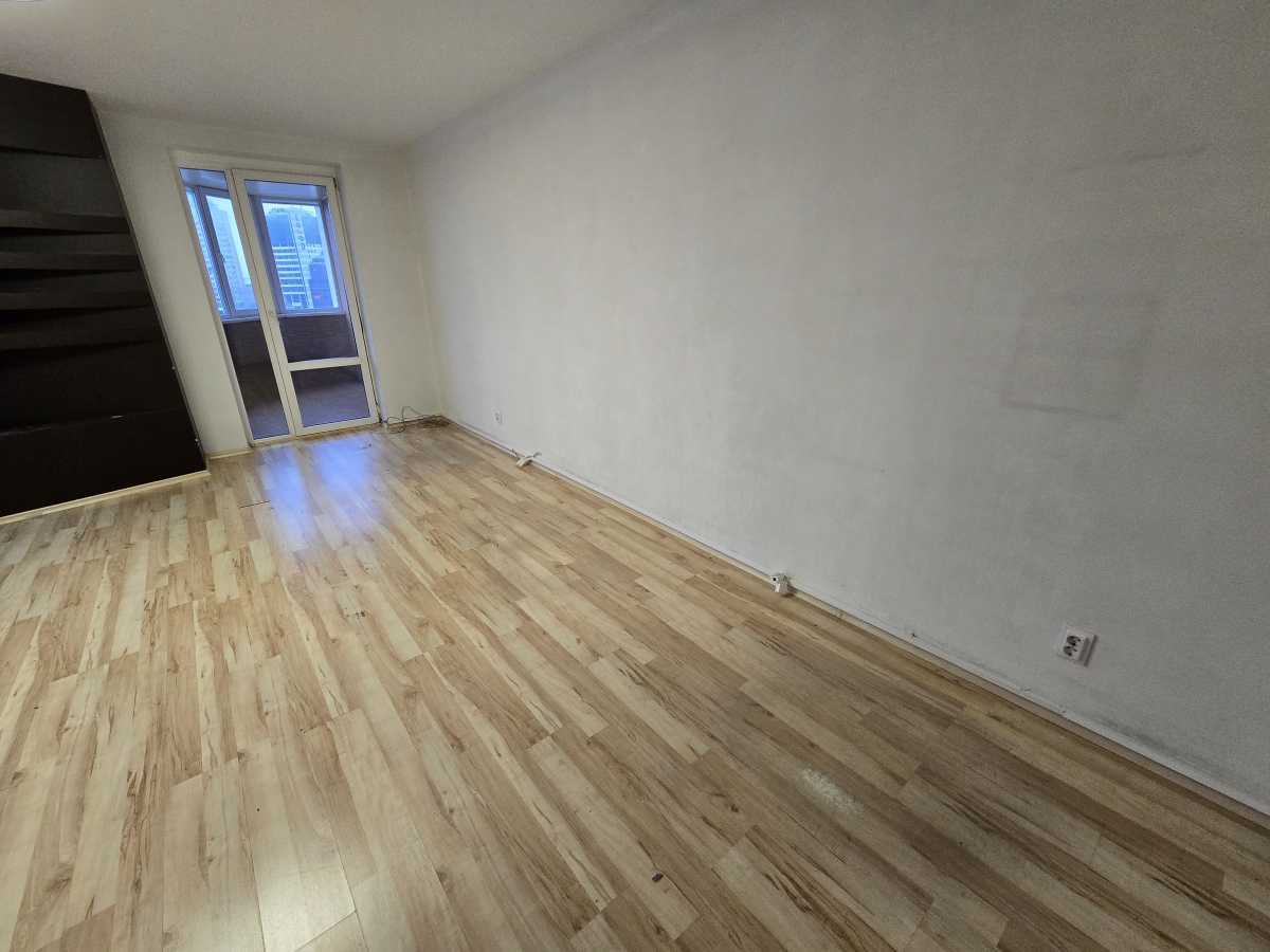 Продажа 4-комнатной квартиры 160.2 м², Раисы Окипной ул., 4