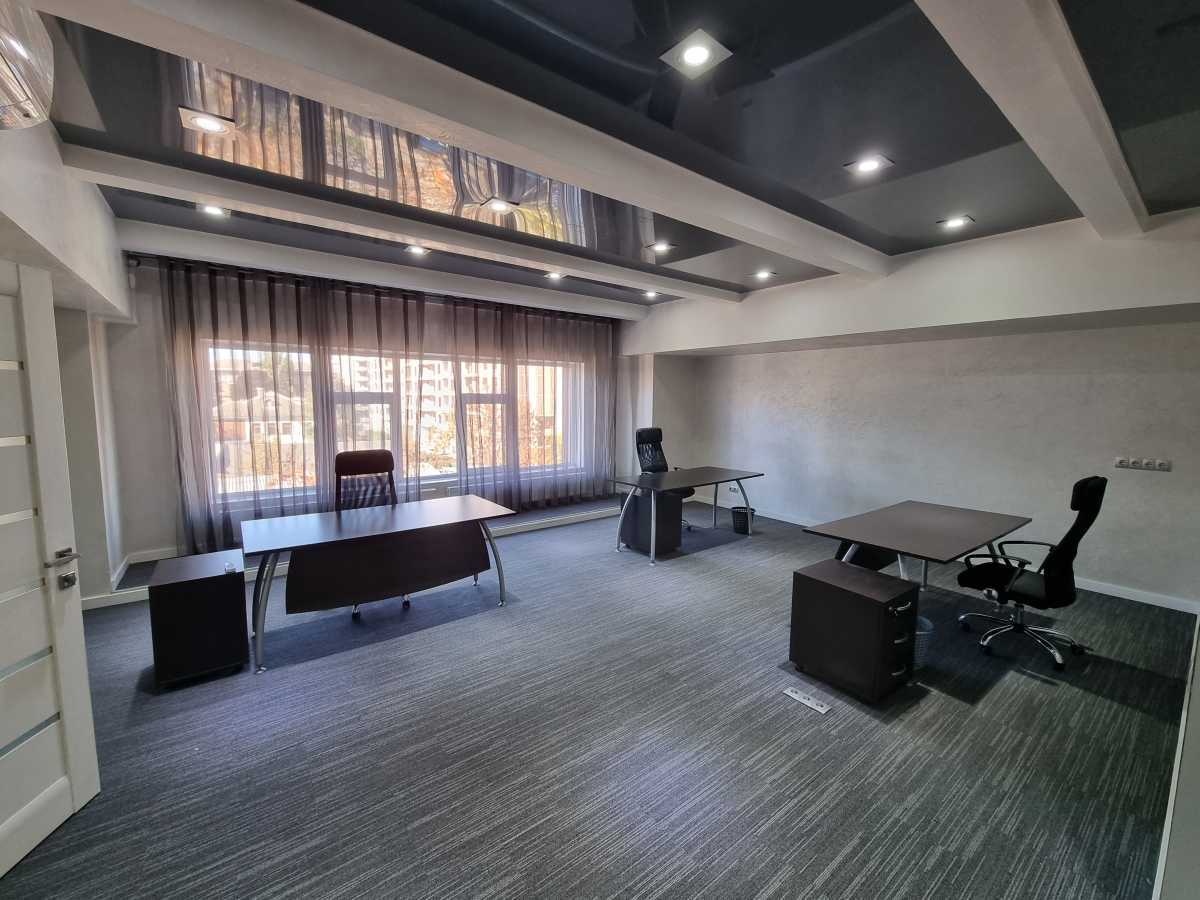 Продажа офиса 109 м², Ярославская ул., 56