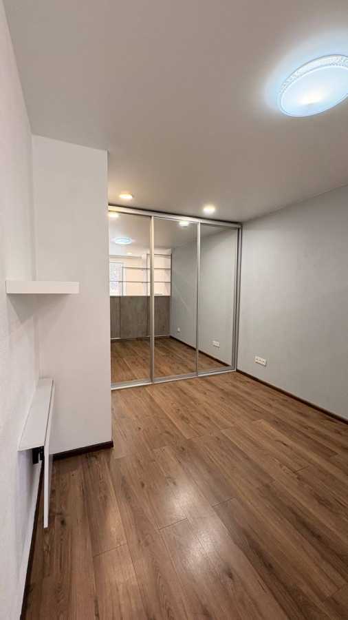 Продажа 1-комнатной квартиры 36 м², Донцова, 50/3
