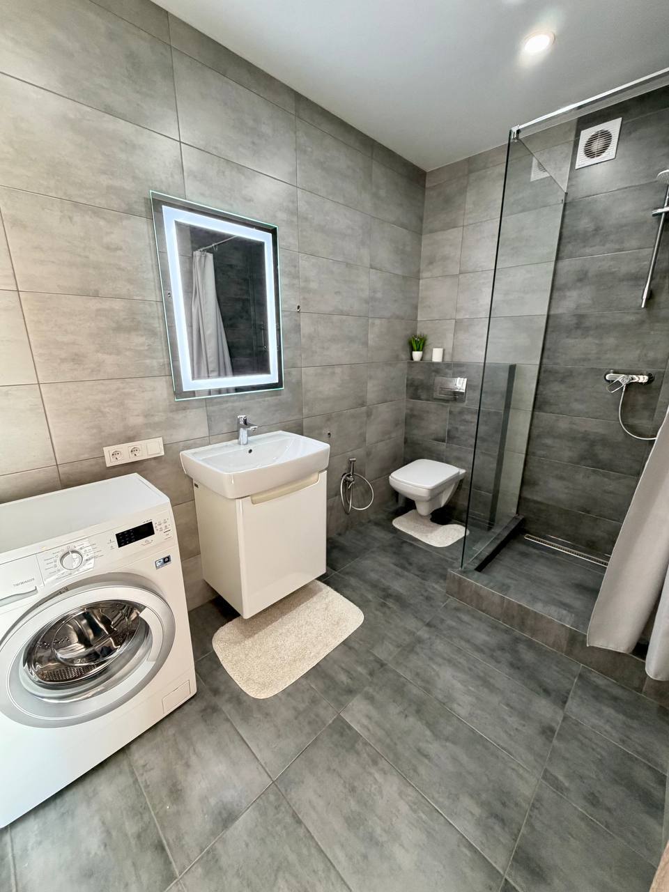 Аренда 2-комнатной квартиры 60 м², Набережная Победы ул.