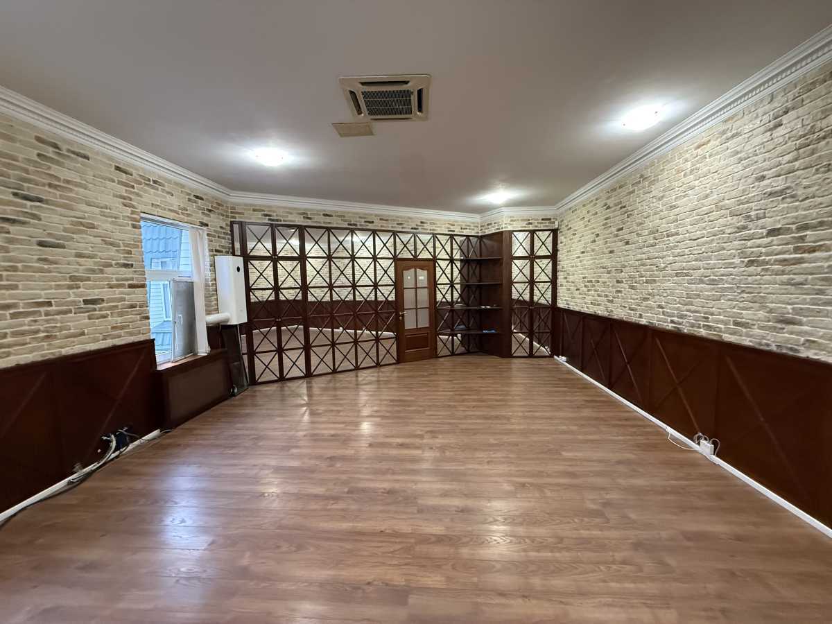 Аренда офиса 197 м², Трехсвятительская ул., 13