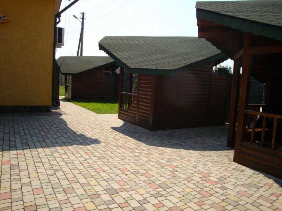 Продаж приміщення вільного призначення 355 м²