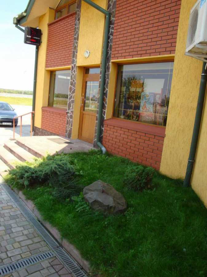 Продаж приміщення вільного призначення 355 м²