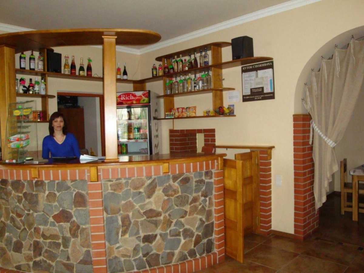 Продаж приміщення вільного призначення 355 м²