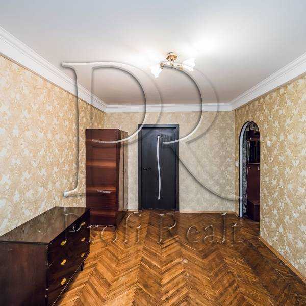 Продажа 2-комнатной квартиры 47 м², Валентина Серова ул., 36