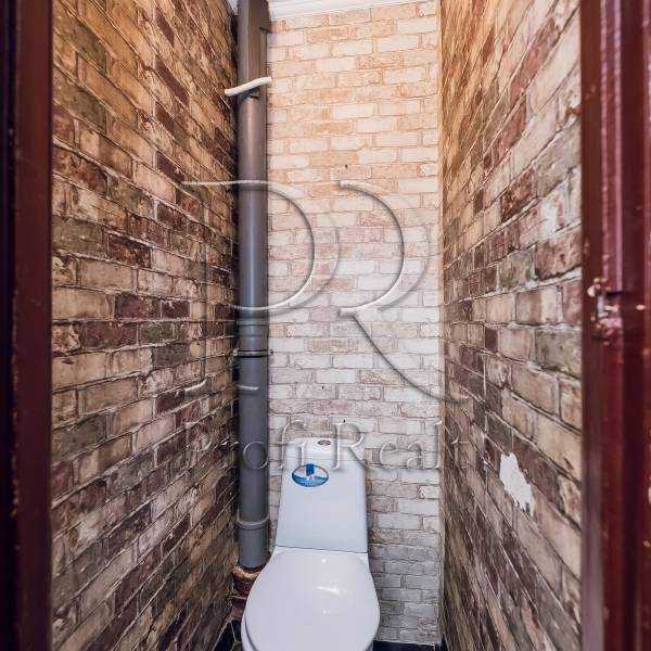 Продажа 2-комнатной квартиры 47 м², Валентина Серова ул., 36