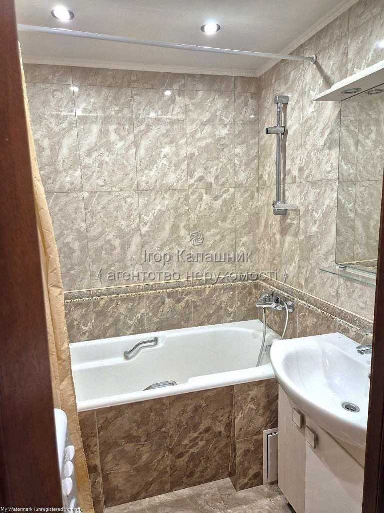 Аренда 1-комнатной квартиры 43 м², Ревуцкого ул., 11-В