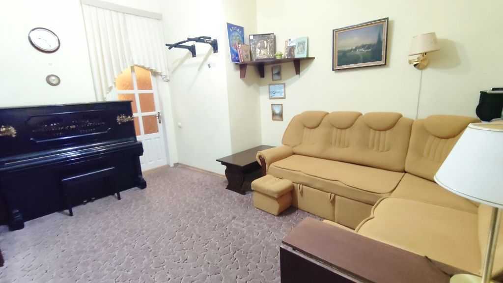 Аренда 2-комнатной квартиры 70 м², Леси Украинки ул.