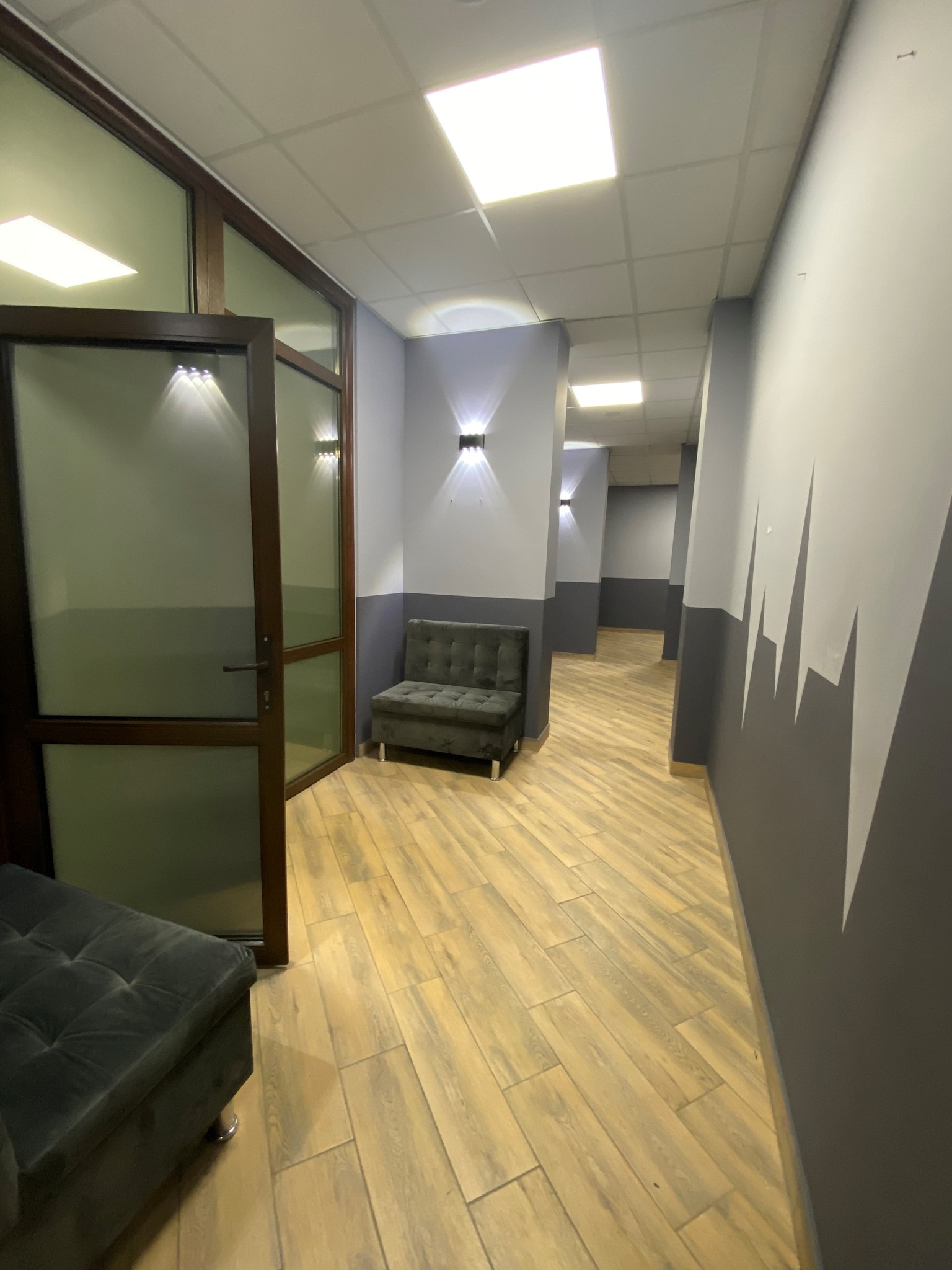 Аренда помещения свободного назначения 360 м², Гната Хоткевича ул., 12