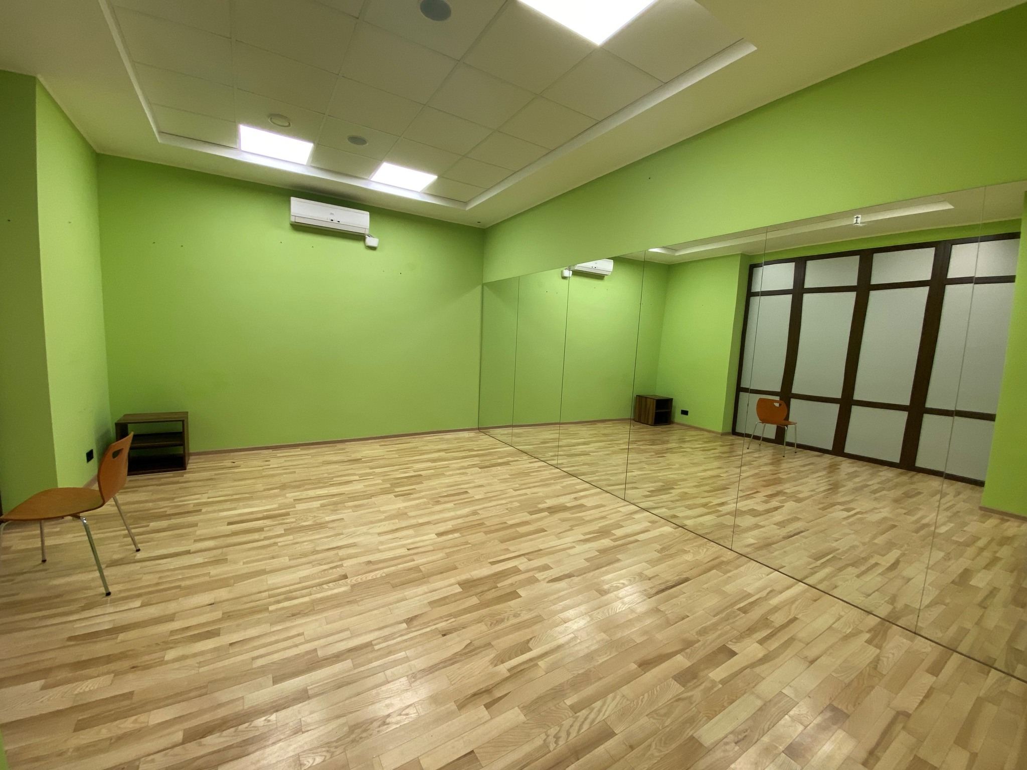 Аренда помещения свободного назначения 360 м², Гната Хоткевича ул., 12