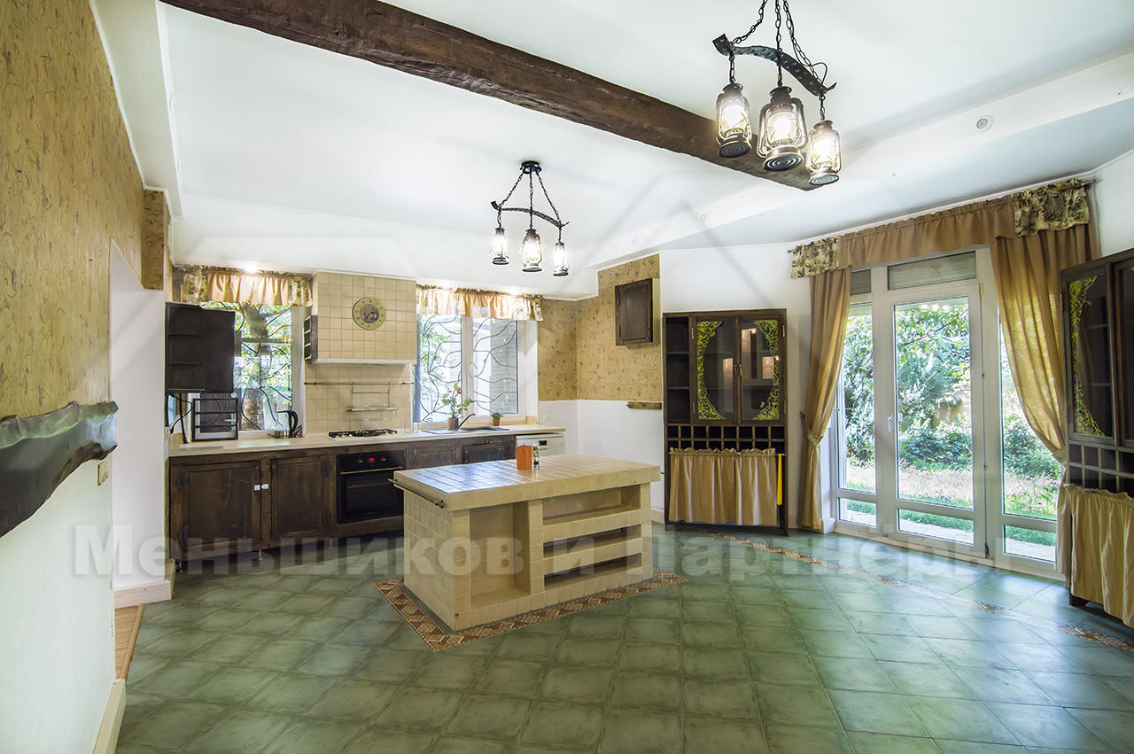 Аренда дома 200 м², Огуречная ул., 36