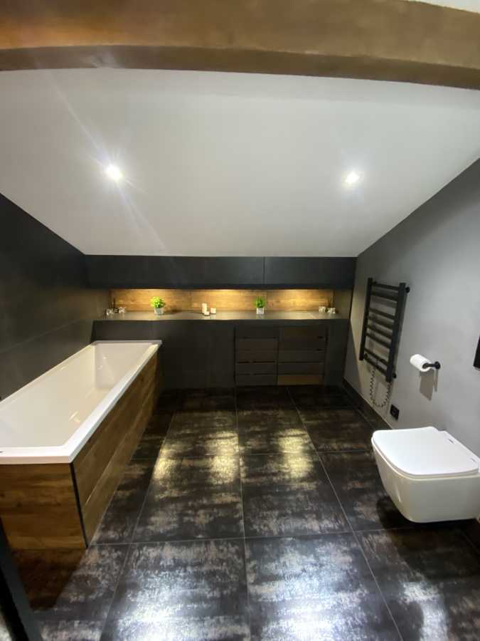 Продажа 3-комнатной квартиры 125 м², Ясная ул.