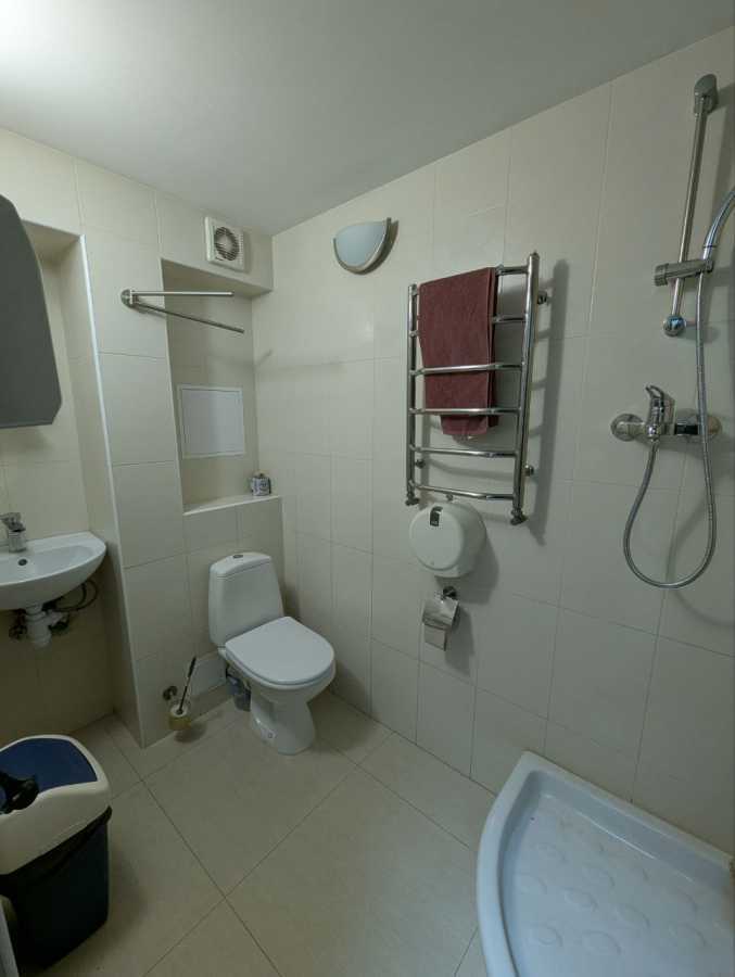 Оренда офісу 98 м², Шота Руставелі вул., 1