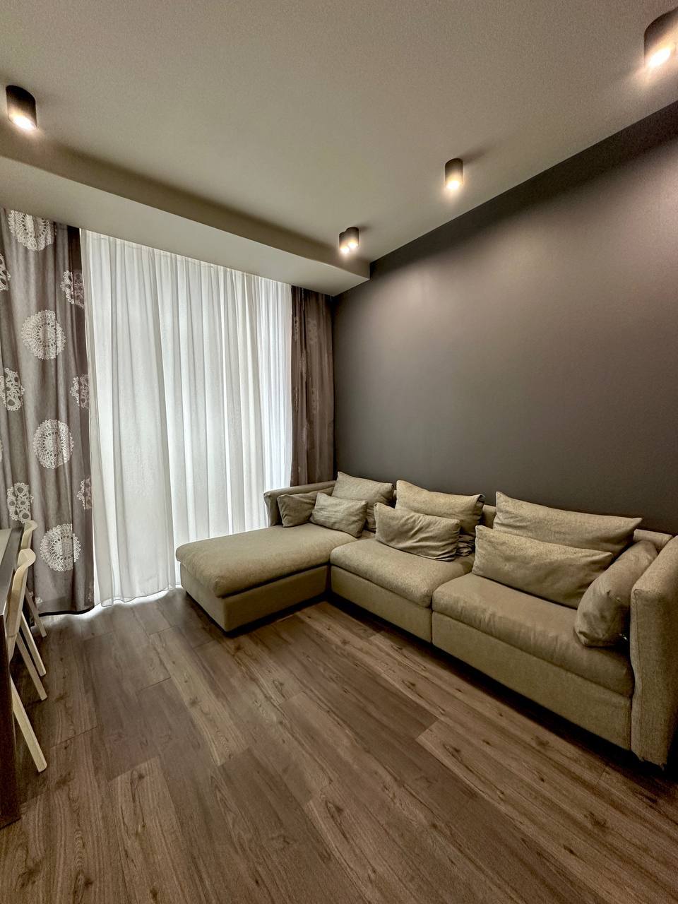 Аренда 3-комнатной квартиры 90 м², Нарымская ул.