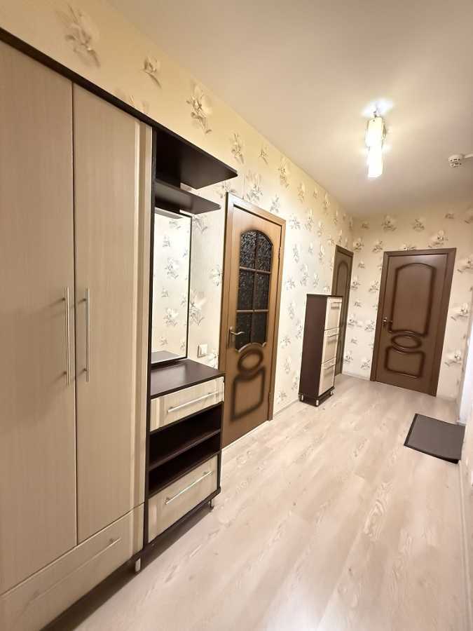 Оренда 1-кімнатної квартири 47 м², Юрія Шумського вул., 3Г
